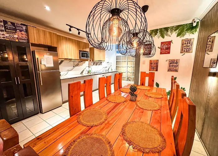 4 Bedroom With Garage Up To 12 Guests - Near Airport Walking Distance To Stores And Restaurants * Manila